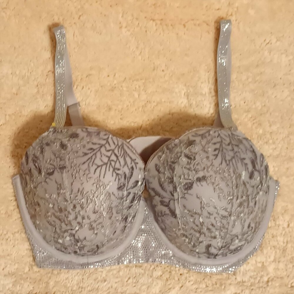 VGUC~ Dream Angels Lined Demi Bra With Embroidered Flowers & Gem Accents (34DDD)